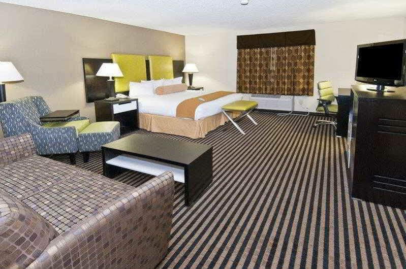 Best Western Plus Searcy Inn Buitenkant foto